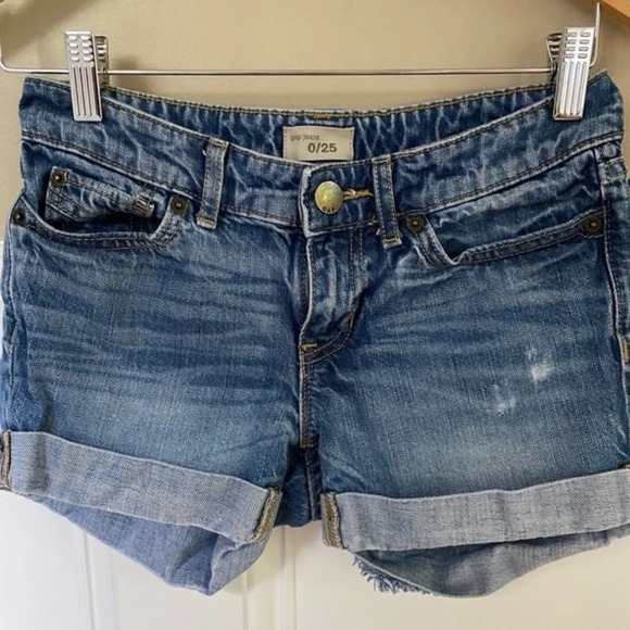 Gap Jean Distressed Cuffed Shorts 0/25 - Picture 2 of 6